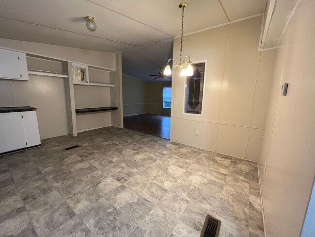 Foto del edificio - 3 Bedrooms, 2 Bathrooms - Mobile Home in West Rome!