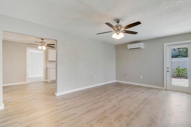 Foto del edificio - 711 4th Ave S