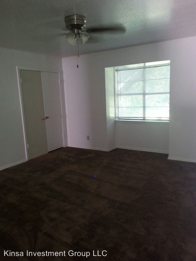 Foto del edificio - 2121 S Glenbrook Dr