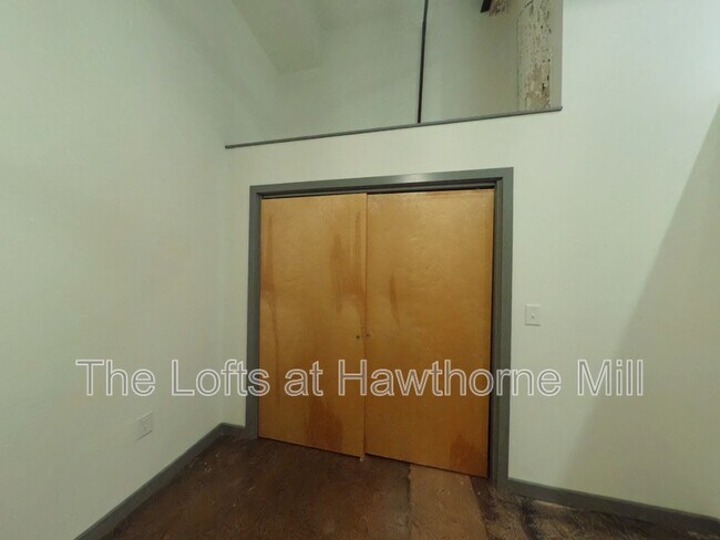 Foto del edificio - 1101 Hawthorne Ln