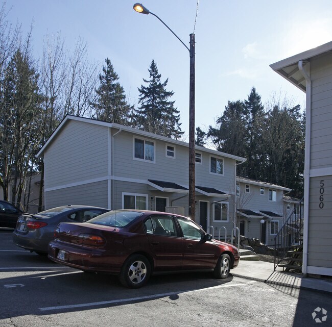 Foto del edificio - 5032-5060 SW Dickinson St
