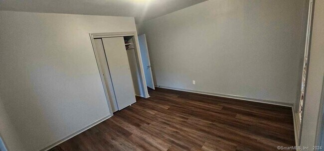 Foto del edificio - 99 Oak St