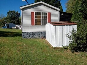 Building Photo - 540 Gantt Dr