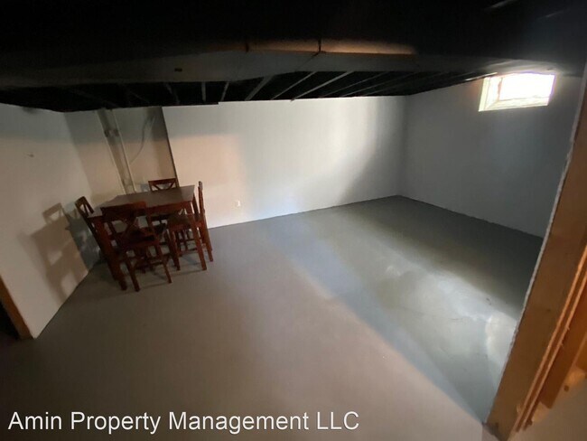 Foto del edificio - 3 br, 1.5 bath House - 26251 Huntington St