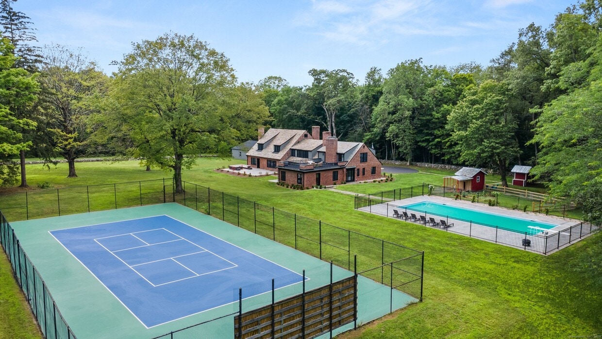 Foto principal - 372 Tucker Hill Rd