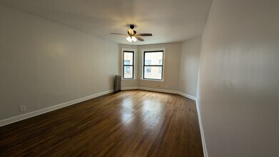 Building Photo - 5459 S Everett Ave