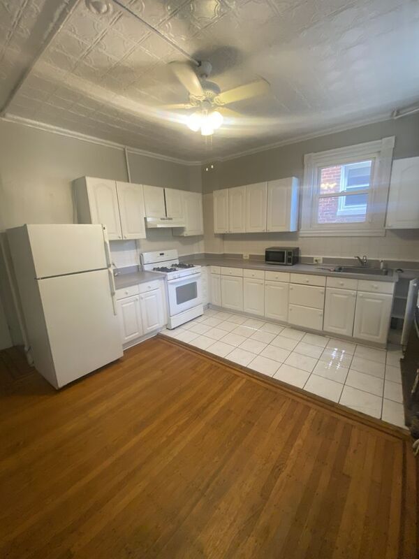 Building Photo - 3026 Guilford Ave
