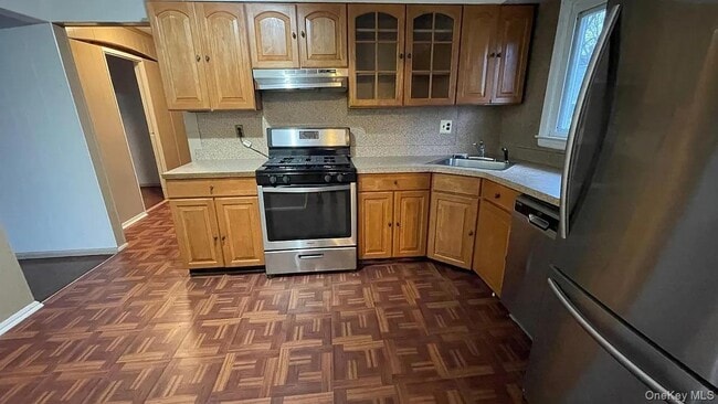 Building Photo - 16 Garfield Ave