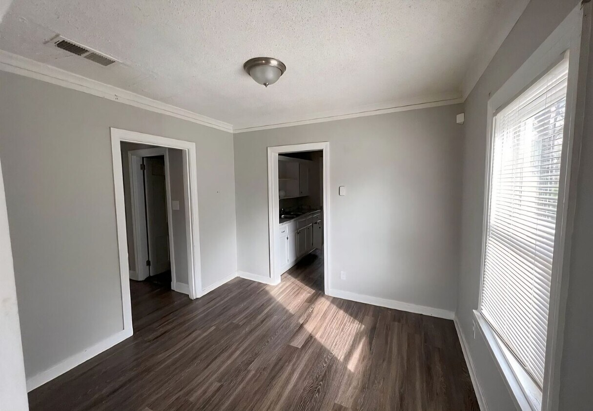 Foto del edificio - 3/1 with a nice yard