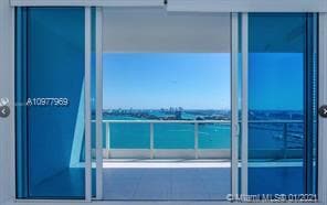 Building Photo - 2020 N Bayshore Dr