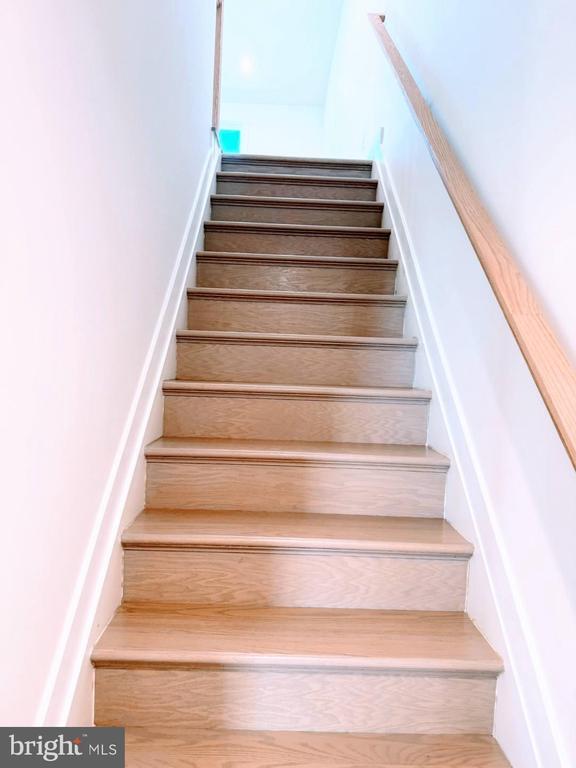 Foto del edificio - 122 Galaxy Pl