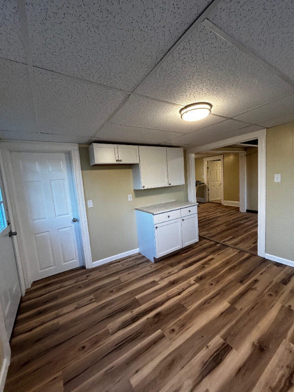 Building Photo - 92 Farview St