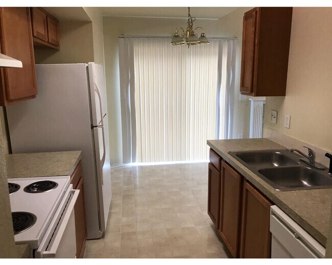 Foto del edificio - 6727 W Morris Hill Ln