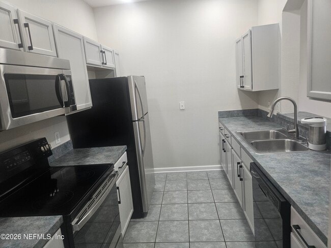 Foto del edificio - 10550 Baymeadows Rd