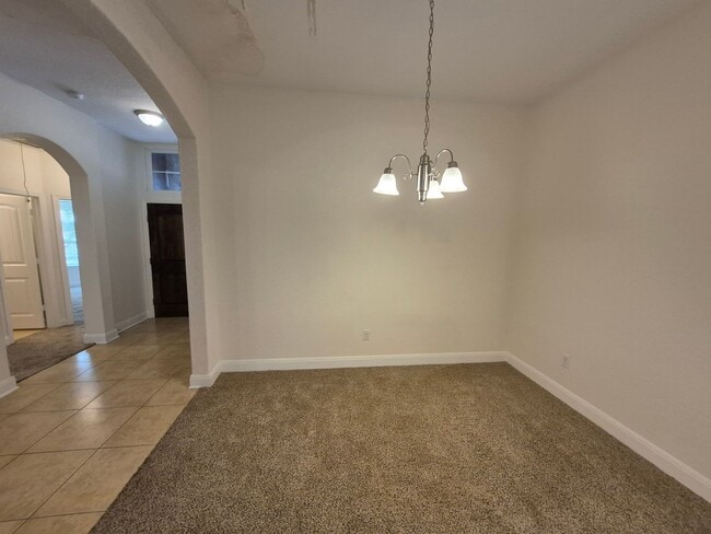 Foto del edificio - 7810 Clayton Cr