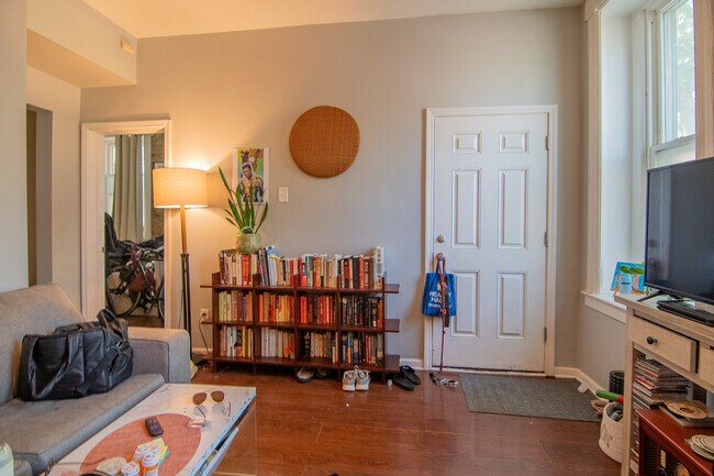 Foto del edificio - 1453 W Huron St