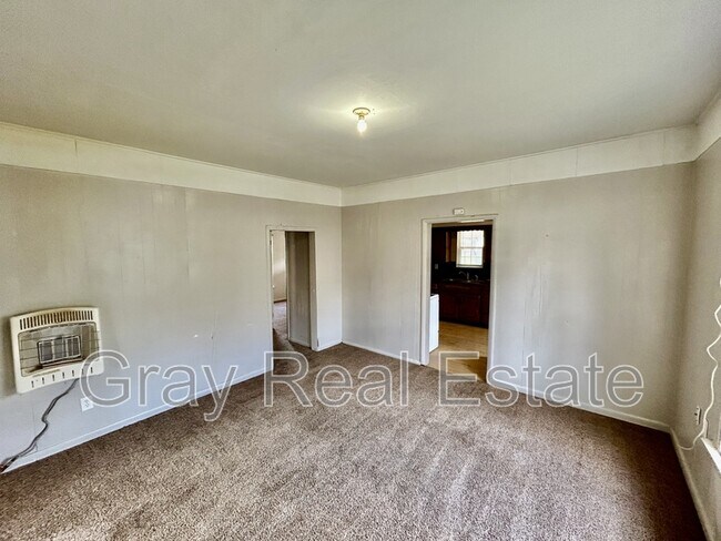 Foto del edificio - 427 W 16th St