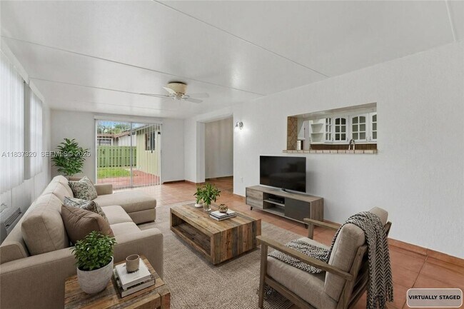 Foto del edificio - 8510 NW 8th St