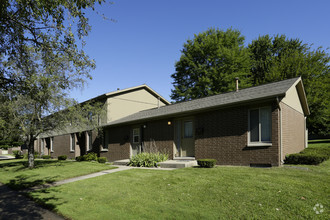 Muskegon Townhouses photo'