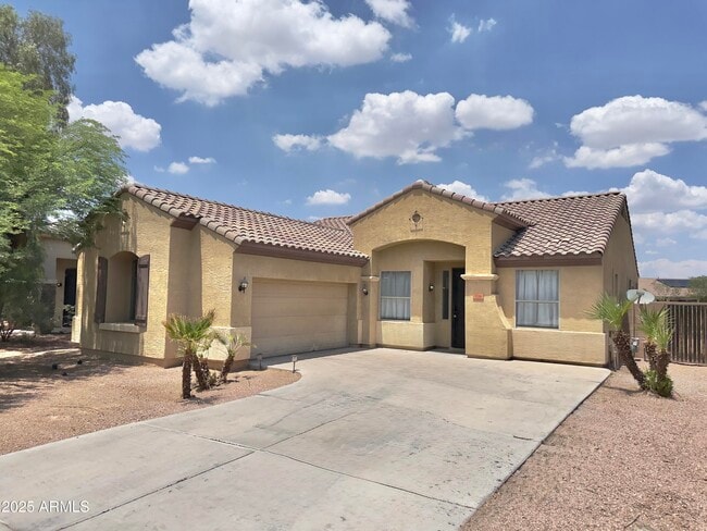 Building Photo - 7116 W Sophie Ln