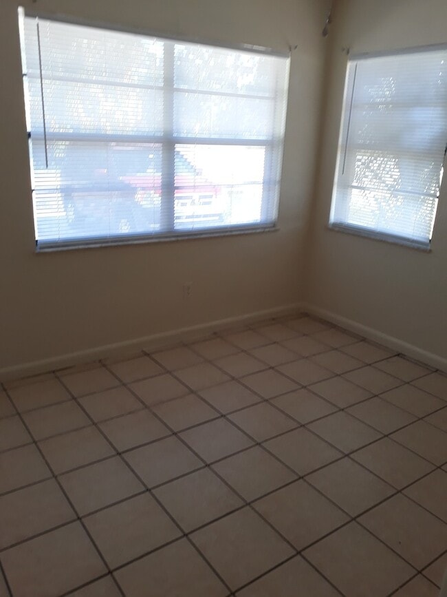 Photo - 2/1 CHULUOTA House