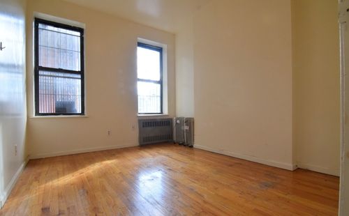 Primary Photo - 129 Rivington St