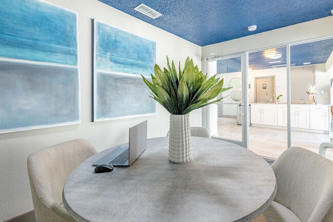 KimberlyExAm_824_014_xf - The Kimberly