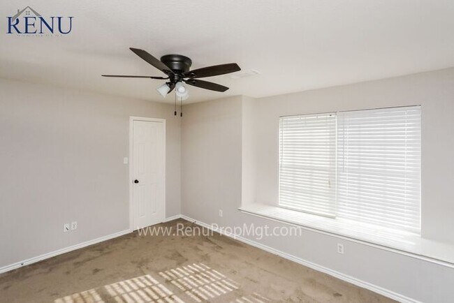 Building Photo - SPECIAL: 50% off first month's rent!  This...
