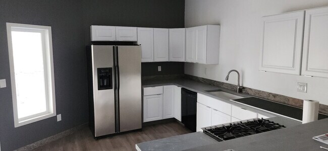 Building Photo - 24817 E Liberty Creek Rd