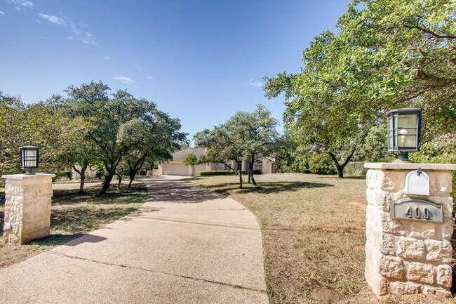Foto del edificio - 400 Canyon Rim Dr
