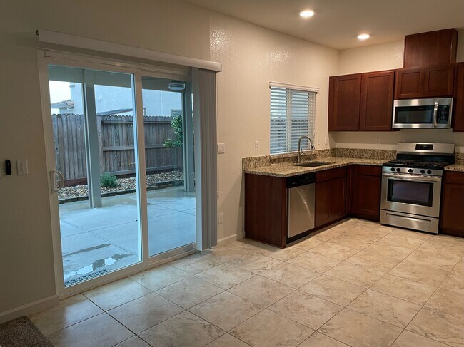 Building Photo - 4312 Ibiza Island Way