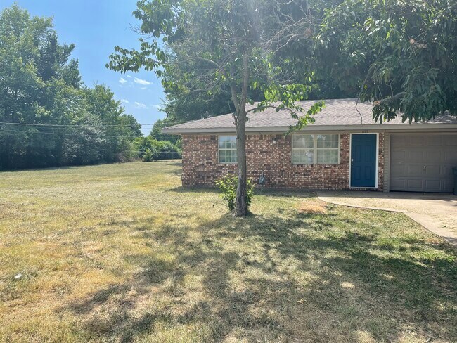Foto del edificio - 1185 N Double Springs Rd