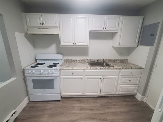 Photo - 760 Cummins Hwy Apartment