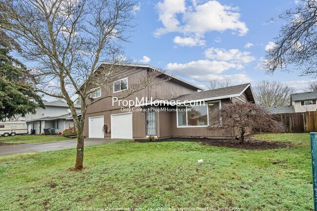 Building Photo - Two Bedroom Duplex in Hillsboro - Updated ...