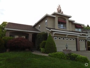 Building Photo - 309 Bradford Ct