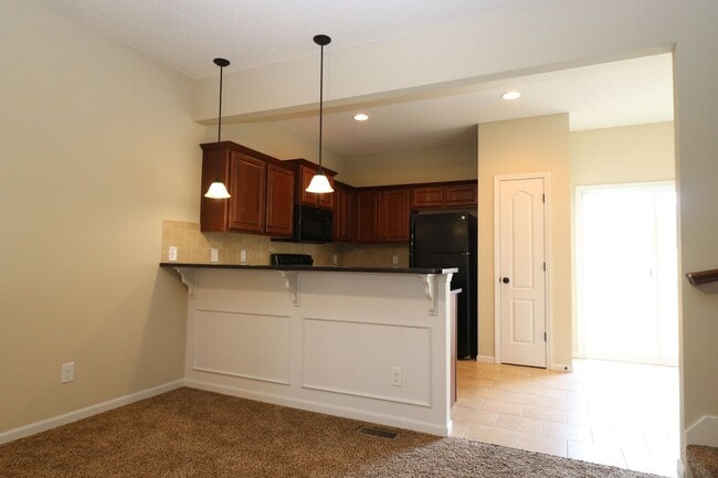 Building Photo - Town house in Kansas City, KS