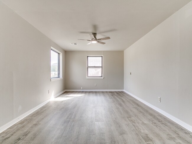 Foto del edificio - 3612 Firethorn Dr