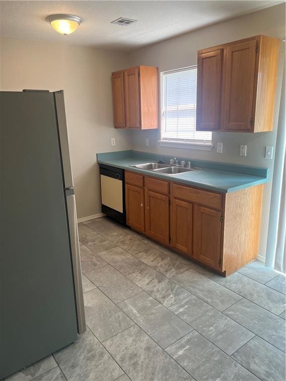 Foto del edificio - 803 E 1st St