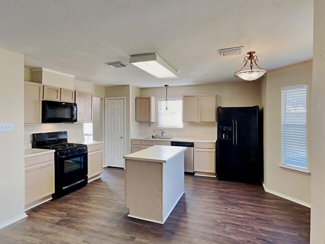 Foto del edificio - 5124 Alderney Ct