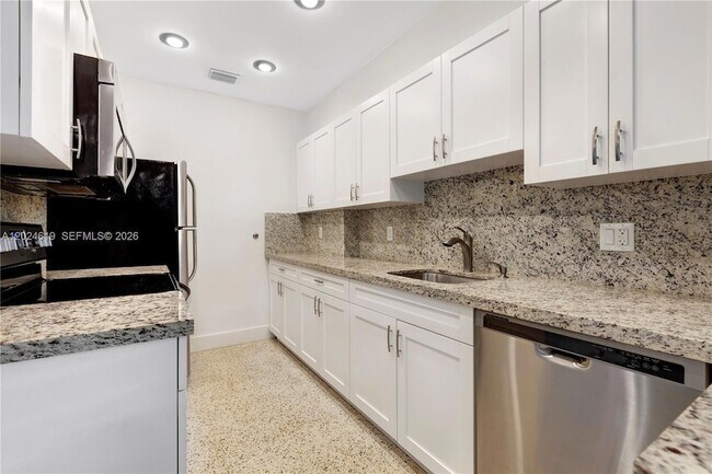 Foto del edificio - 8201 SW 63rd Pl