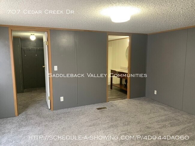 Foto del edificio - 3 Bed 2 bath $675 a month