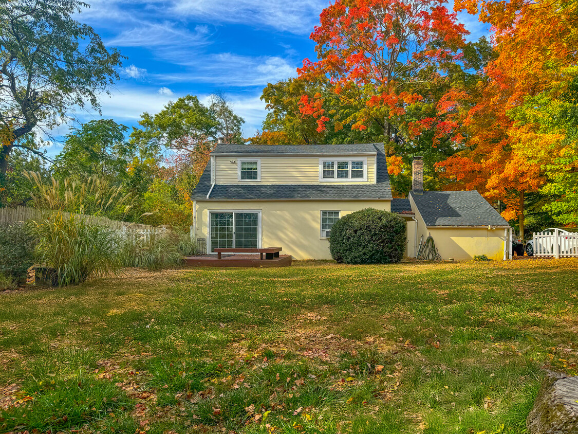 Foto principal - 14 Long Lots Rd