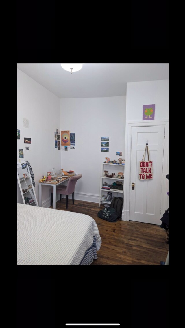 Photo du bâtiment - 2077 Rue Tupper