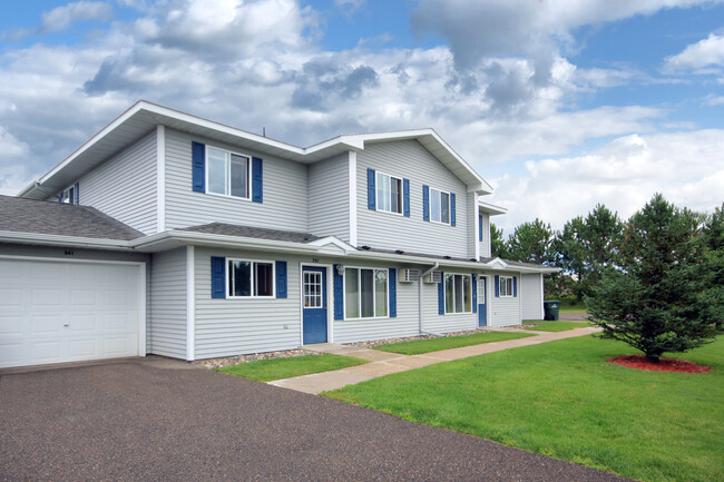 Foto del edificio - Marsh Run Townhomes