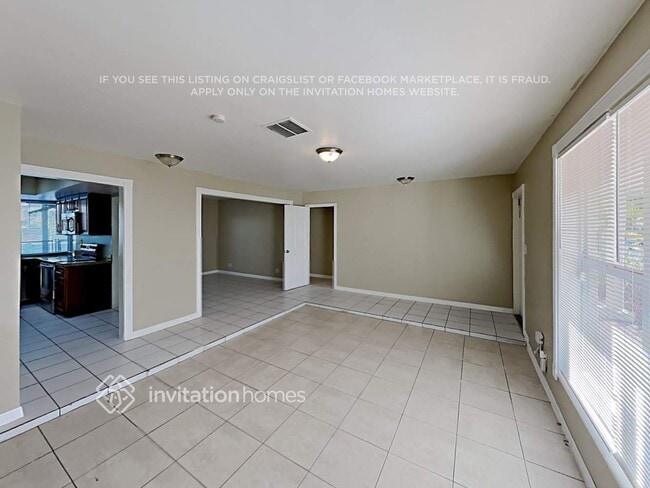 Foto del edificio - 4825 Washington St