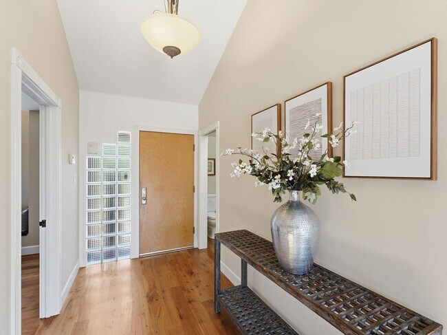 Building Photo - OPEN HOUSE 5/9 & 5/10 1:30-4:30