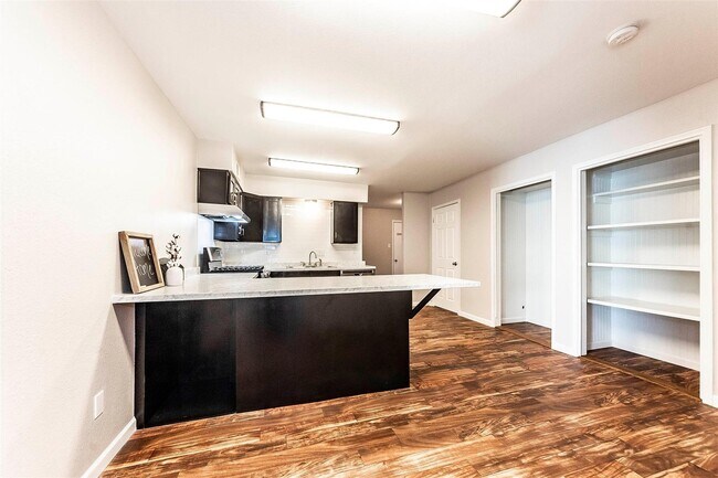 Foto del edificio - 123 S Carroll St