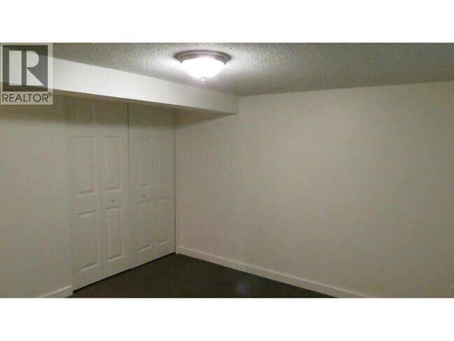 Photo du bâtiment - 3229 W 11th Ave