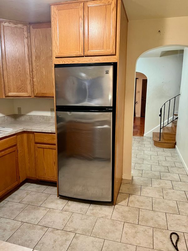 Foto del edificio - 437 Mastick Ave