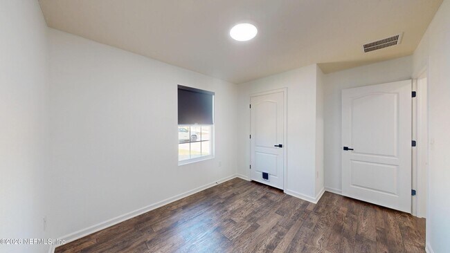 Foto del edificio - 3640 Alta Lakes Blvd